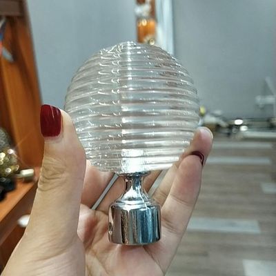 المصنع مباشرة بالجملة 16 / 19mm 28mm إكسسوارات قضيب الستارة المعدنية الكريستال