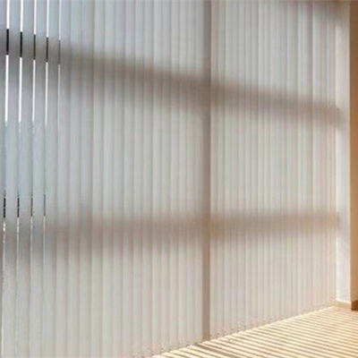 مريحة دليل PVC عمودي الستائر الفينيسية النمط الحديث OEM